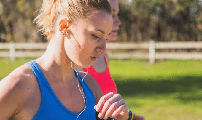 Gaes y Decathlon unen sus fuerzas para promover la protección auditiva en el deporte