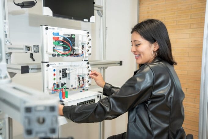 El futuro laboral en Colombia: ¿las ingenierías son la clave?