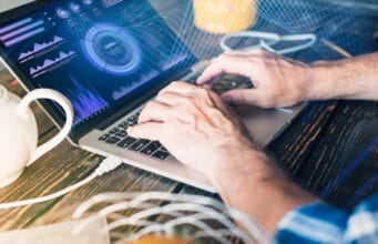 Más del 60% de las empresas a nivel global ya exploran inteligencia artificial cuántica