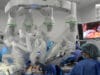 La cirugía robótica, un avance clave para el manejo de enfermedades urológicas complejas