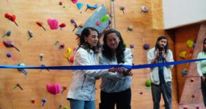 Decathlon inaugura muro de escalar en Bogotá, para seguir democratizando el acceso al deporte