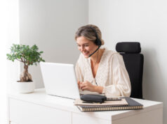 Teletrabajo y salud auditiva: aprenda a desconectar también sus oídos