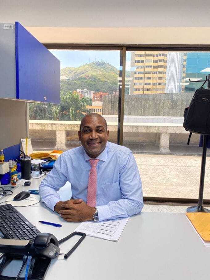 Empresario colombiano impulsa la entrada de inversionistas latinos al mercado de EE. UU.