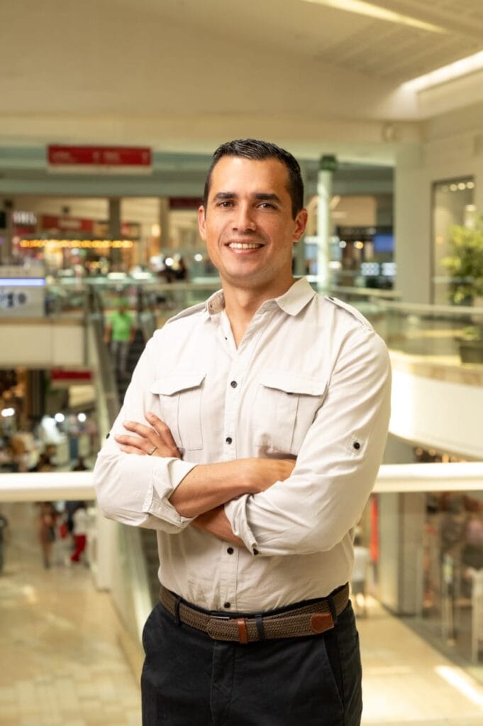 Fernando de Peña presentó su renuncia al cargo de Gerente General de Mallplaza y lo sucederá Pablo Pulido a partir del 1 de enero de 2026