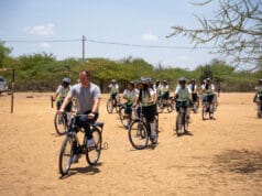Smart Fit se une a UNICEF y entrega 120 bicicletas en La Guajira para evitar la deserción escolar y asegurar el acceso a agua