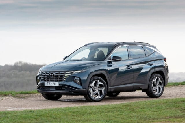 (Photo) Hyundai TUCSON named Best Used Family SUV at 2025 WhatCar Used Car Awards
