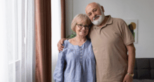 Adultos mayores en Colombia: la salud oral se convierte en factor clave para prevenir neumonía y desnutrición