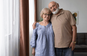 Adultos mayores en Colombia: la salud oral se convierte en factor clave para prevenir neumonía y desnutrición