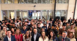 Alcaldía de Bogotá, AWS y UCompensar se unen para formar a 50 mil personas en IA y computación en la nube