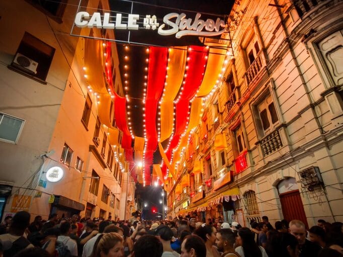 La salsa y la noche caleña brillan con el OPPO Reno14 5G