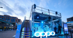 El OPPO Reno14 5G iluminó la noche de Halloween bogotana