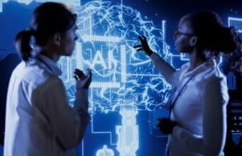 Axity presenta Polux, la IA responsable y segura para el progreso empresarial