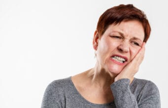 Más de la mitad de los adultos en el mundo padecen periodontitis.