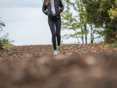 Actividad física de bajo impacto: la alternativa consciente de entrar en forma en 2026