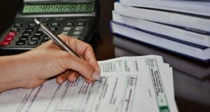 ¿Le tocó declarar renta en 2025? Estos son los errores que debe evitar en 2026 para no tener sobrecostos