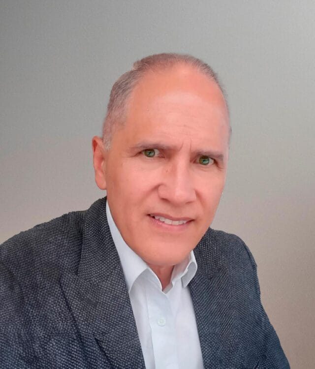 Ciro Arenas . Multi Industrias