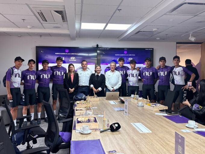 Hyundai se convierte en el carro oficial del equipo de ciclismo NU Colombia
