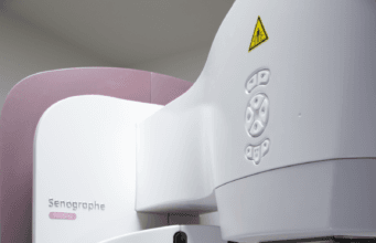 Tecnología de vanguardia que salva vidas: La mamografía con contraste y la biopsia al vacío transforman la detección temprana del cáncer de mama.