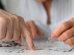 ¿Cuál es la relación entre la audición y el deterioro cognitivo?