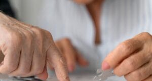 ¿Cuál es la relación entre la audición y el deterioro cognitivo?