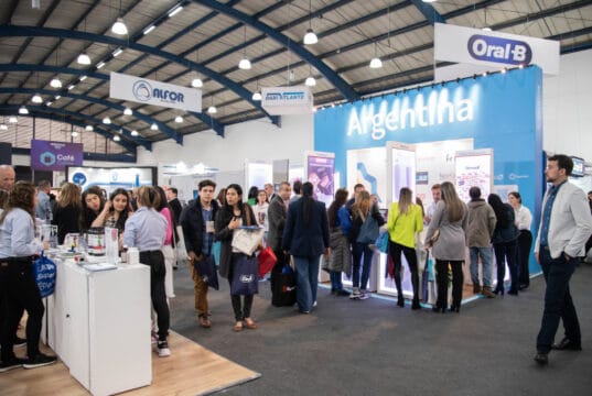 Estado de la salud oral en Colombia: la principal causa de morbilidad encuentra soluciones en la digitalización clínica