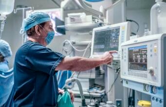 El hospital del futuro combinará tecnología, datos y conexiones inteligentes para fortalecer las decisiones clínicas