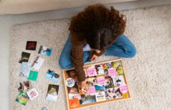 Disciplina, pensamiento crítico y memoria: las bases de la educación tradicional que siguen vigentes en la era digital