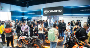 Cada vez más colombianos se movilizan en moto: así está cambiando el mercado y el perfil de los usuarios.
