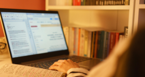 ¿Pensando en un posgrado? Estas son cuatro razones para elegir una especialización