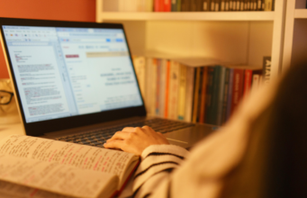 ¿Pensando en un posgrado? Estas son cuatro razones para elegir una especialización