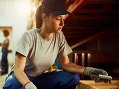 Más mujeres, nuevas perspectivas: así está cambiando la industria ferretera en Colombia